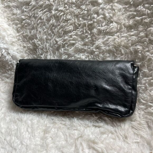 LULU Black faux leather wristlet embellished with black jewels. - Picture 3 of 9